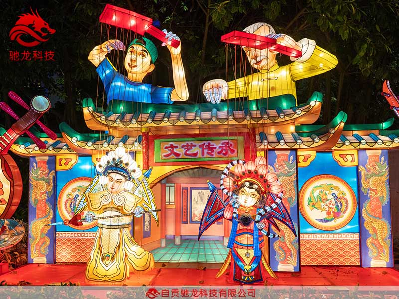 京剧人物造型花灯